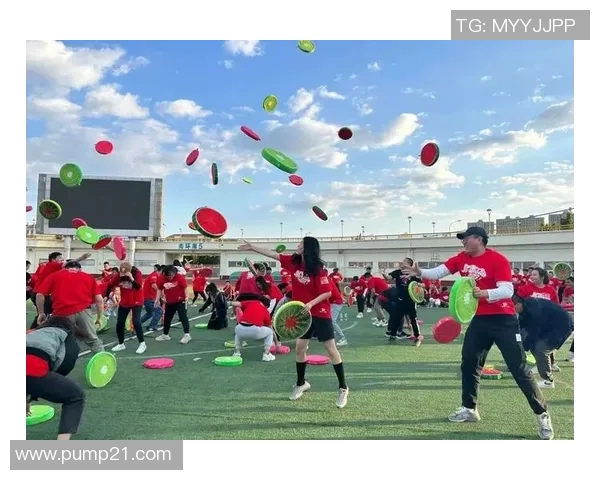 南京飞盘队实力大提升引发热议飞盘运动新风潮