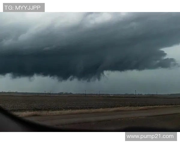 全球气候变化加剧 世界各地极端天气频发 需加强国际合作应对挑战